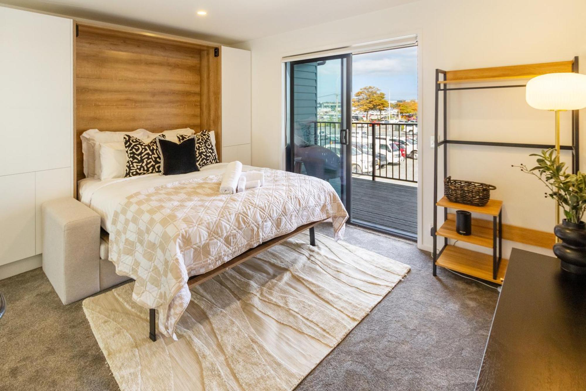 Prime Locale: Studio With Balcony Christchurch Exterior foto